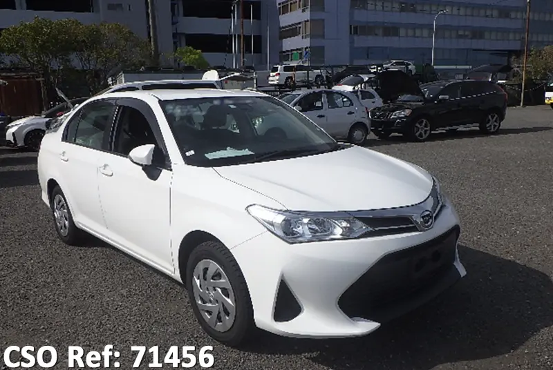 Toyota / Corolla Axio 2018